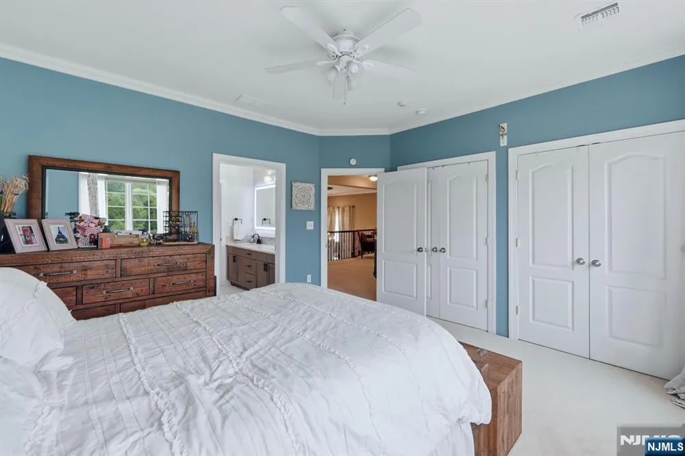 7 Crystal Court Manalapan, NJ 07726