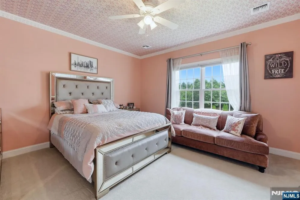 7 Crystal Court Manalapan, NJ 07726