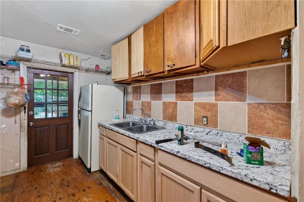 612 Cofield Drive Hapeville, GA 30354