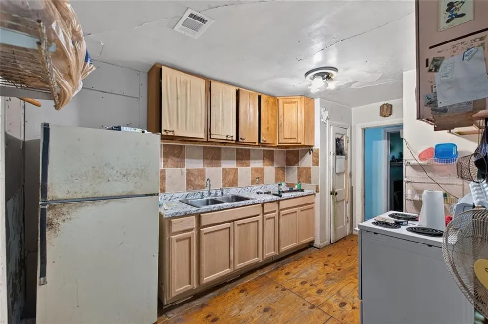 612 Cofield Drive Hapeville, GA 30354