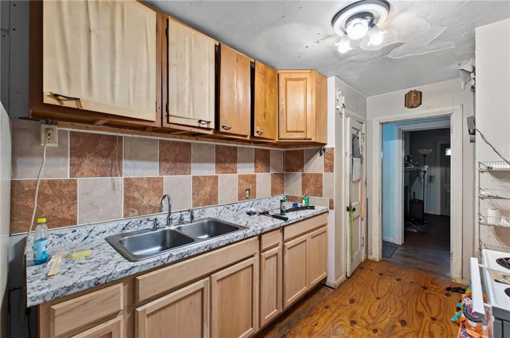 612 Cofield Drive Hapeville, GA 30354