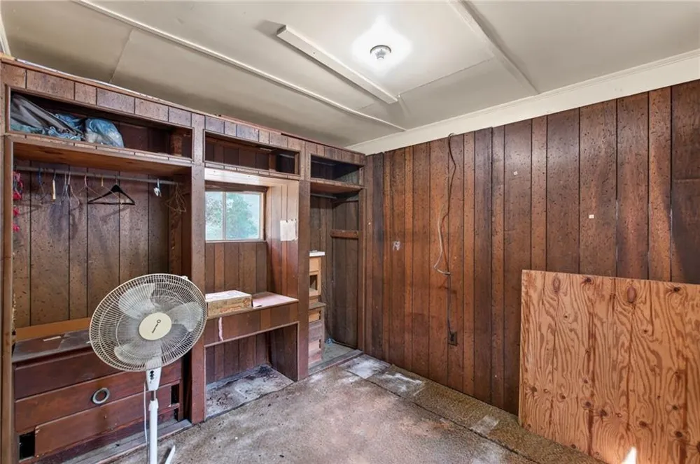 612 Cofield Drive Hapeville, GA 30354