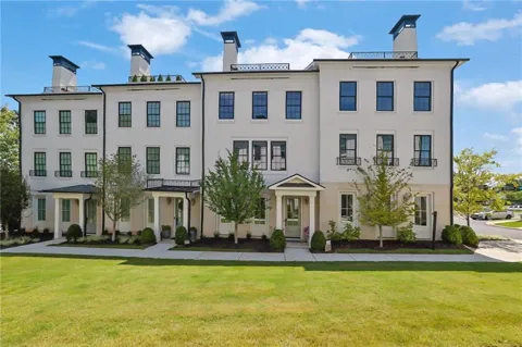 635 Mayfair Court