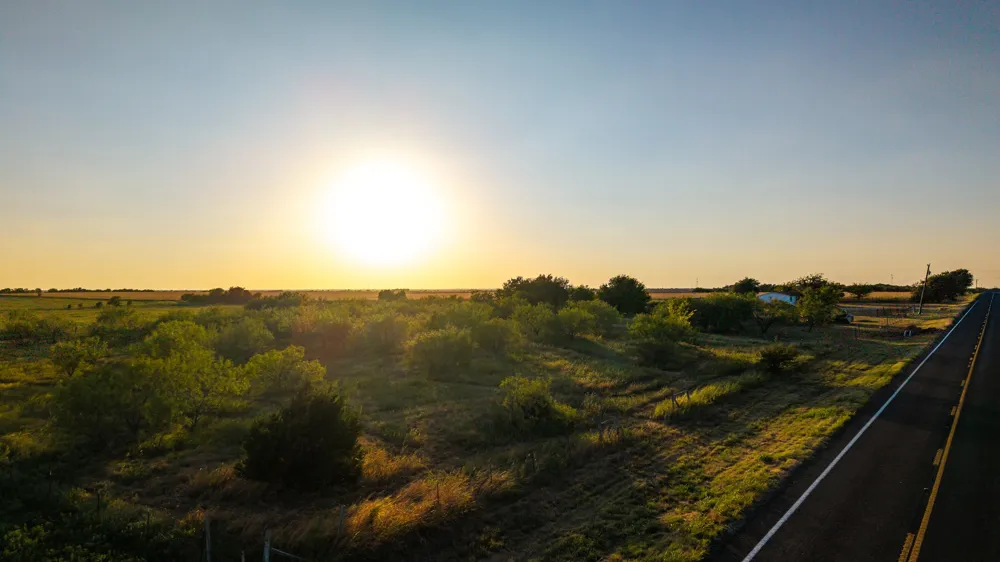 FM 984 Avalon, TX 76623