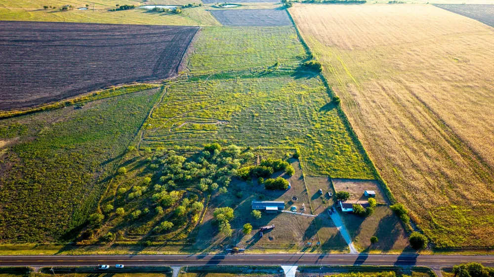FM 984 Avalon, TX 76623