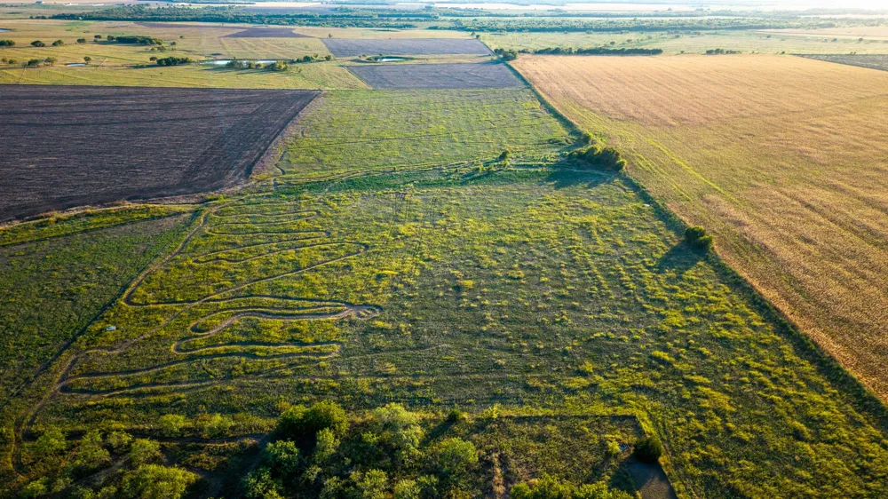 FM 984 Avalon, TX 76623