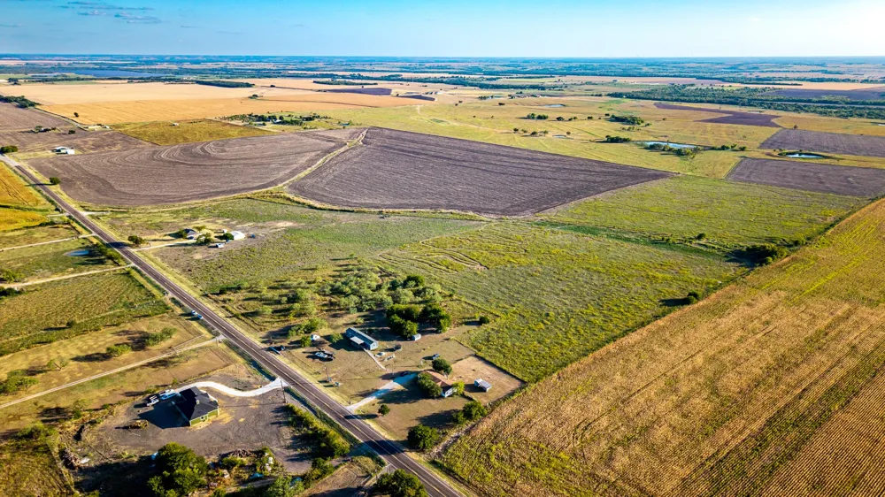 FM 984 Avalon, TX 76623