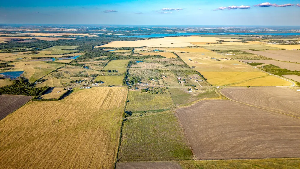 FM 984 Avalon, TX 76623
