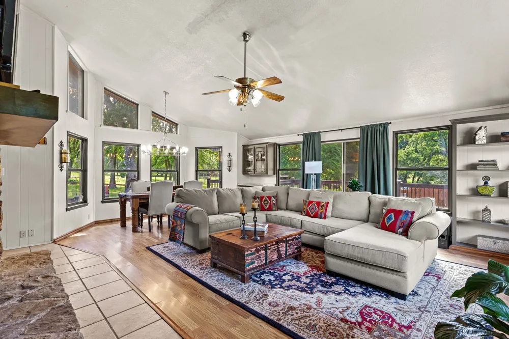 2403 County Road 2224 Decatur, TX 76234