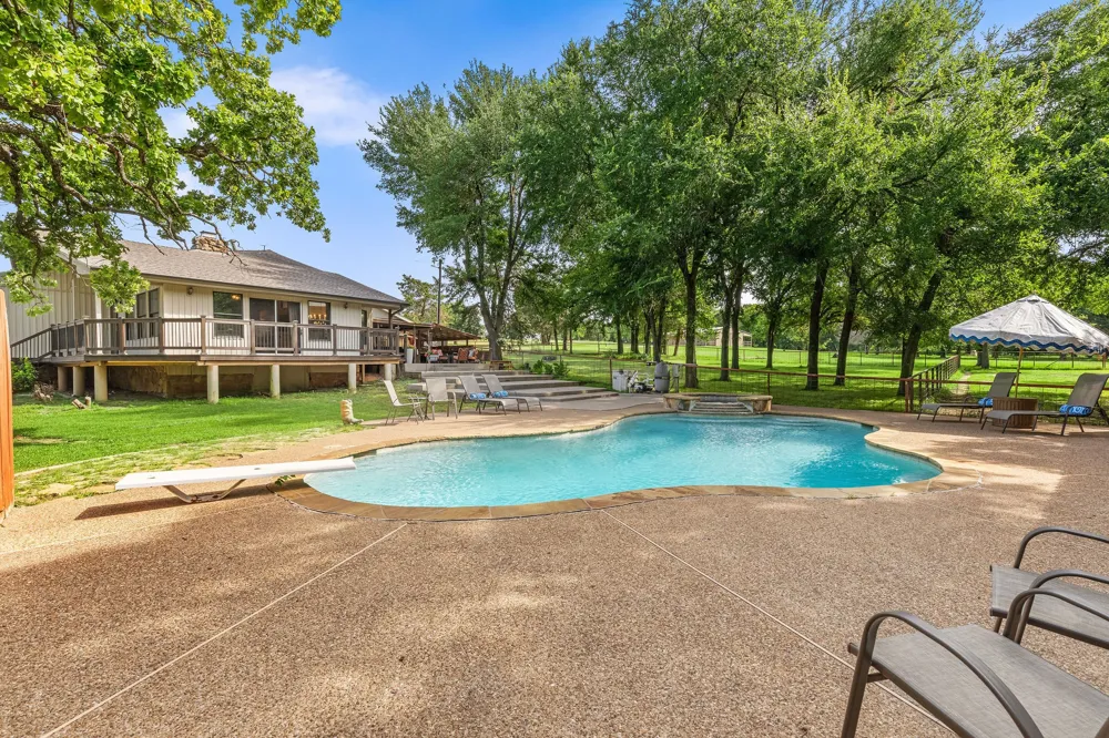 2403 County Road 2224 Decatur, TX 76234