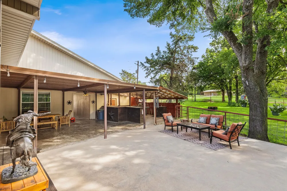 2403 County Road 2224 Decatur, TX 76234