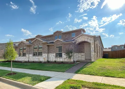 3404 Solana Circle