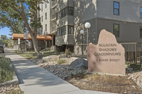 2 Adams Street #905