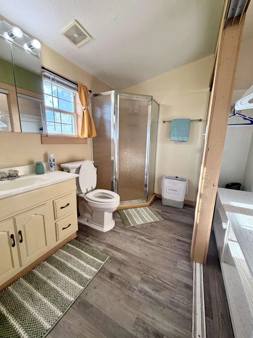 219 Flamingo Street Sargent, TX 77414