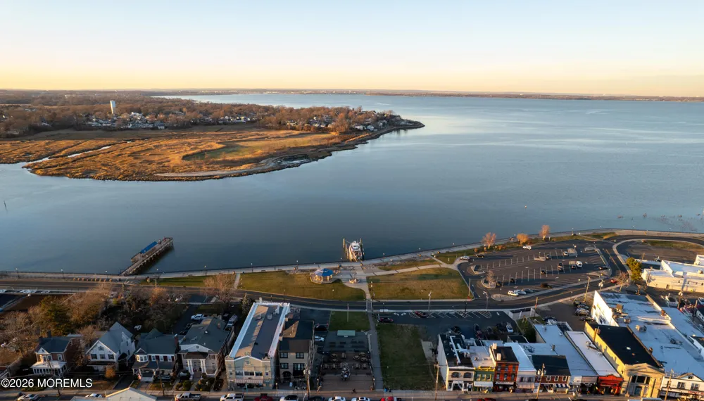 38 Oak Street Keyport, NJ 07735