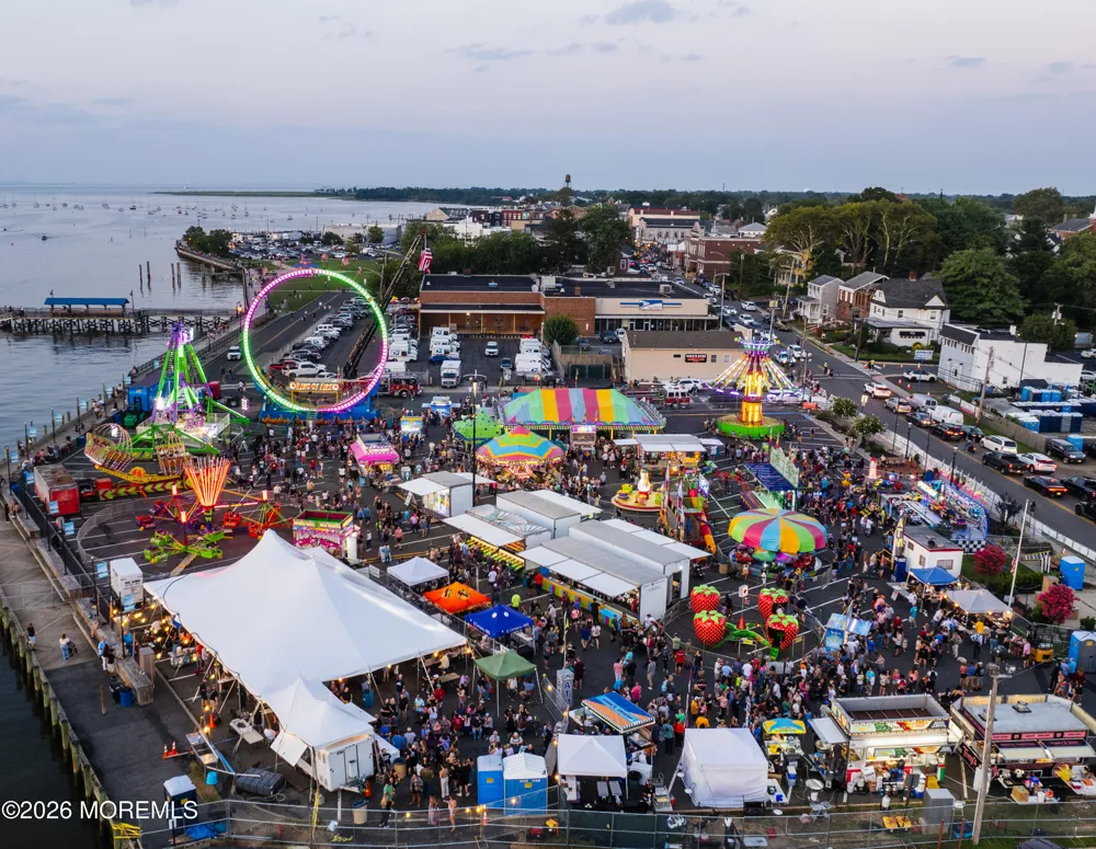 38 Oak Street Keyport, NJ 07735