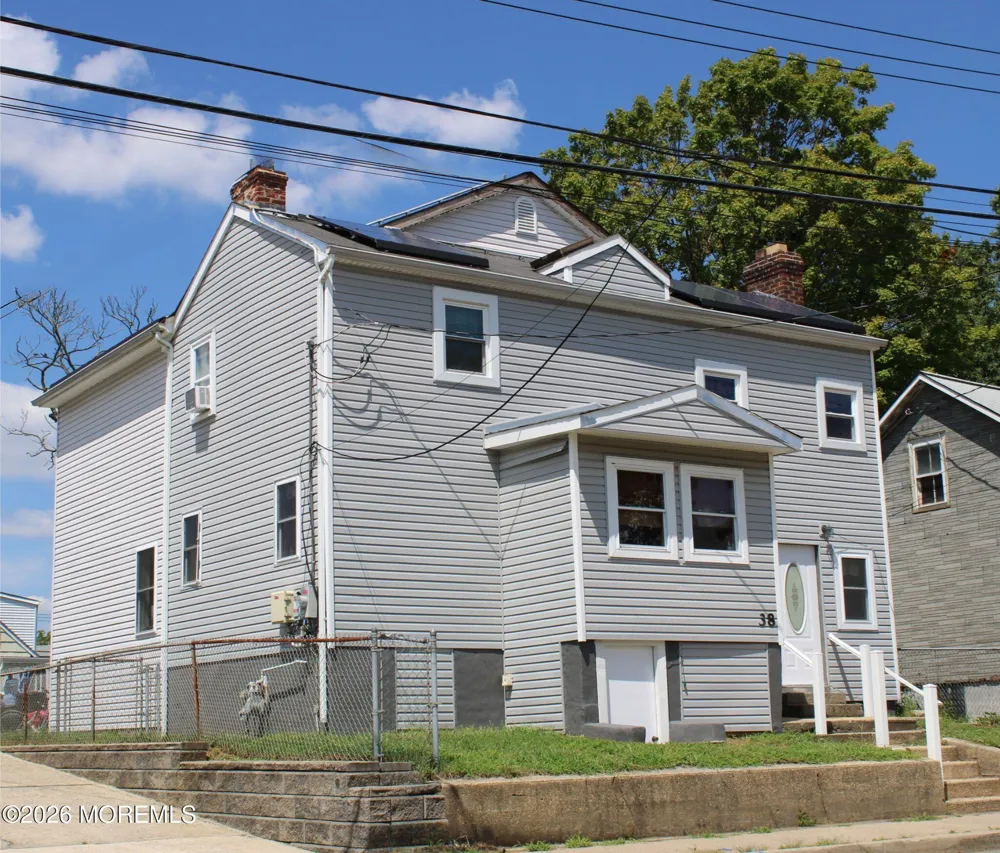 38 Oak Street Keyport, NJ 07735