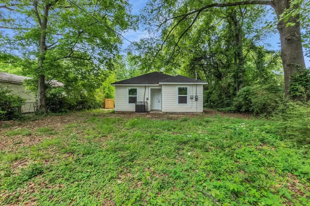 2922 Semmes St Memphis, TN 38114