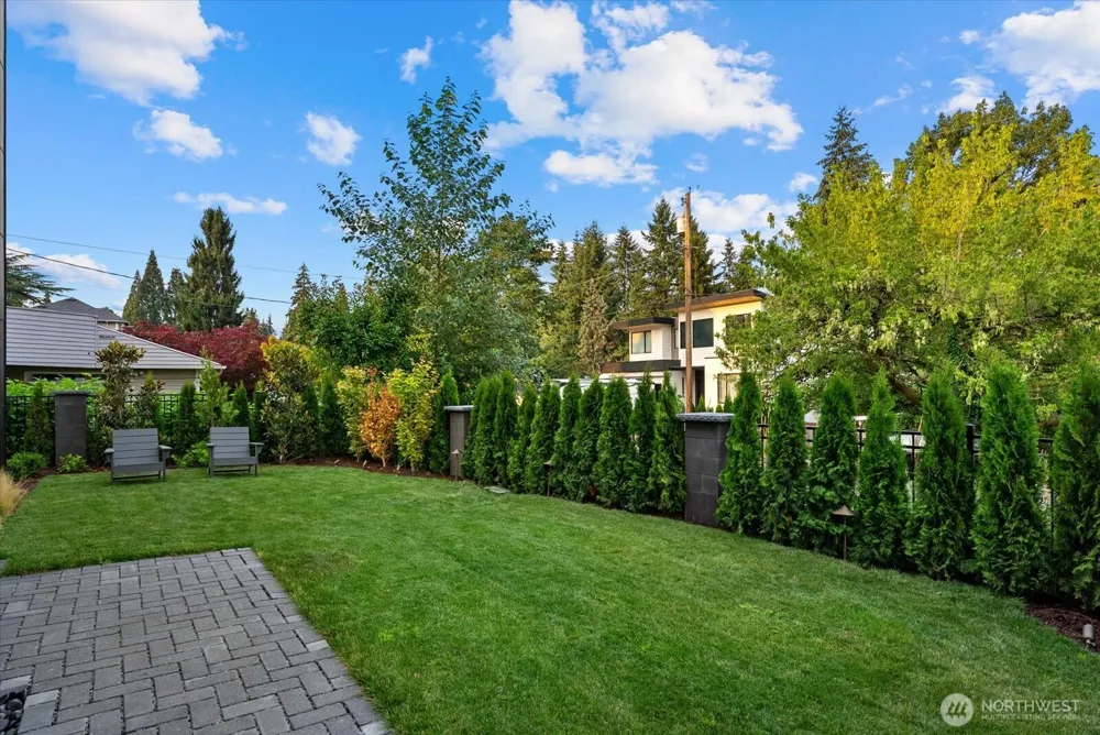 1331 102nd Avenue NE Bellevue, WA 98004
