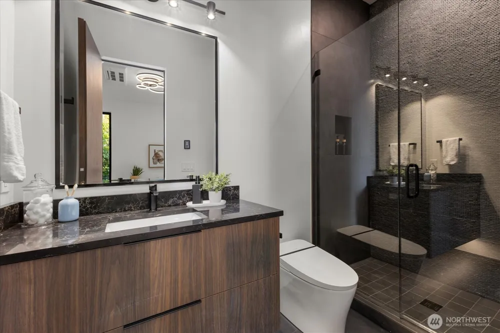 1331 102nd Avenue NE Bellevue, WA 98004