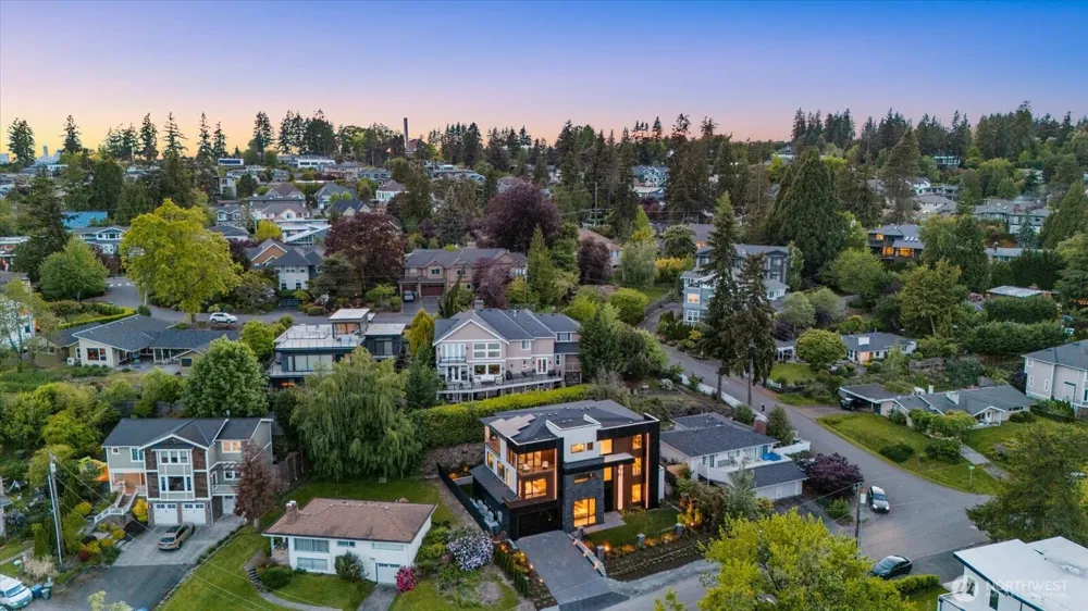 1331 102nd Avenue NE Bellevue, WA 98004