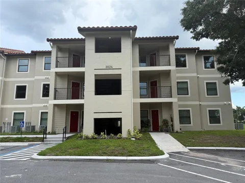 3024 PARKWAY BOULEVARD #306