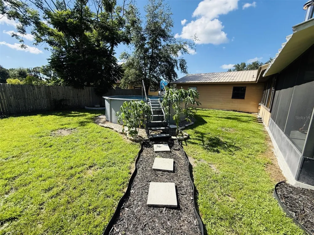 39048 BLUE JAY AVENUE Zephyrhills, FL 33542