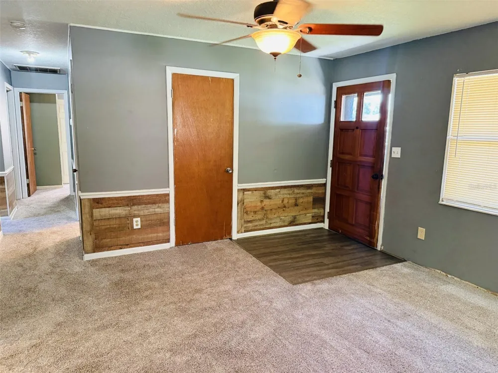 39048 BLUE JAY AVENUE Zephyrhills, FL 33542