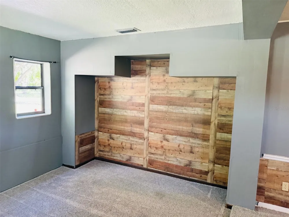 39048 BLUE JAY AVENUE Zephyrhills, FL 33542