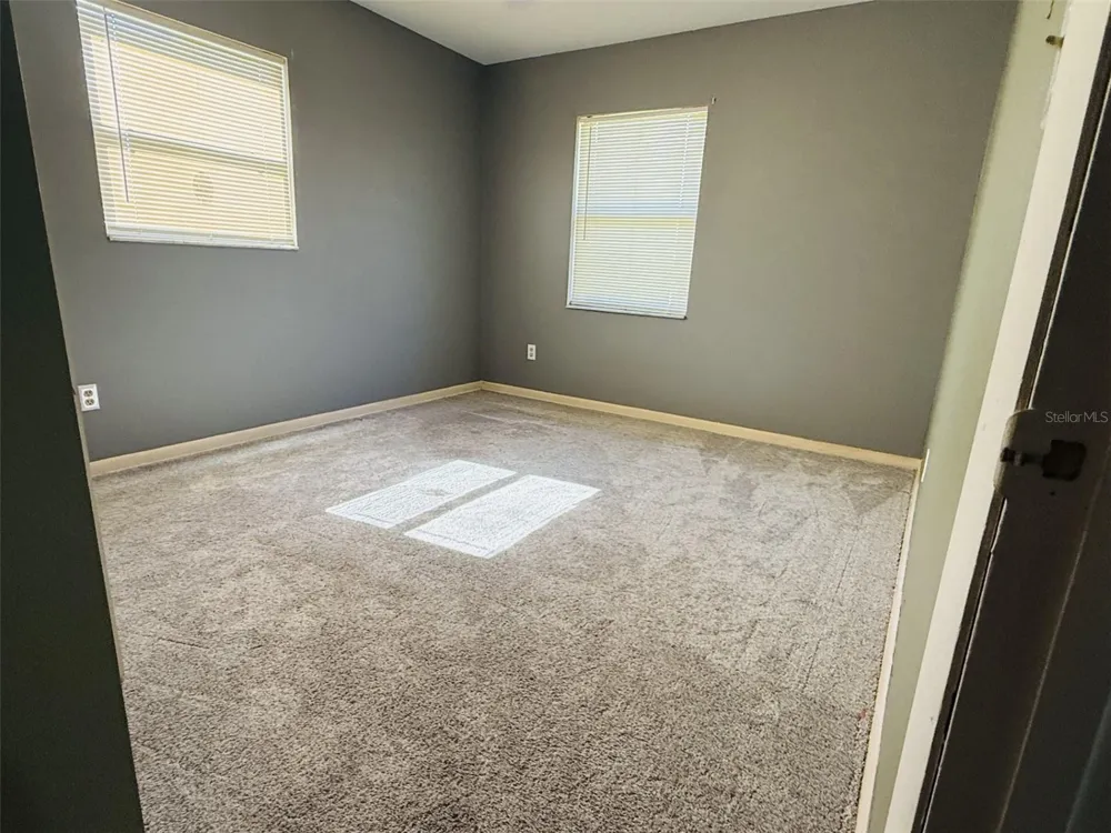 39048 BLUE JAY AVENUE Zephyrhills, FL 33542