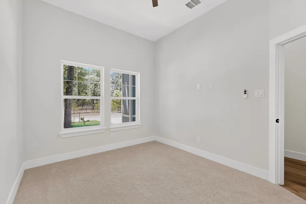 124 lost forest Road Gun Barrel City, TX 75156