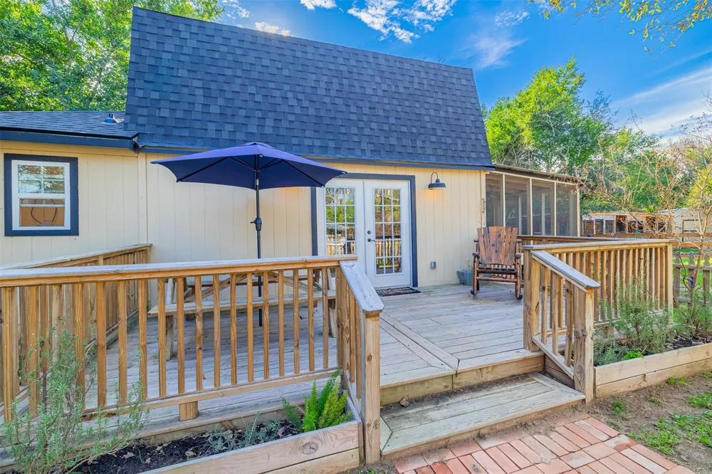 724 S Tesch Street Bellville, TX 77418