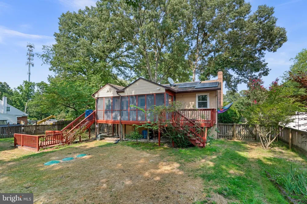 140 PENNSYLVANIA AVENUE Pasadena, MD 21122