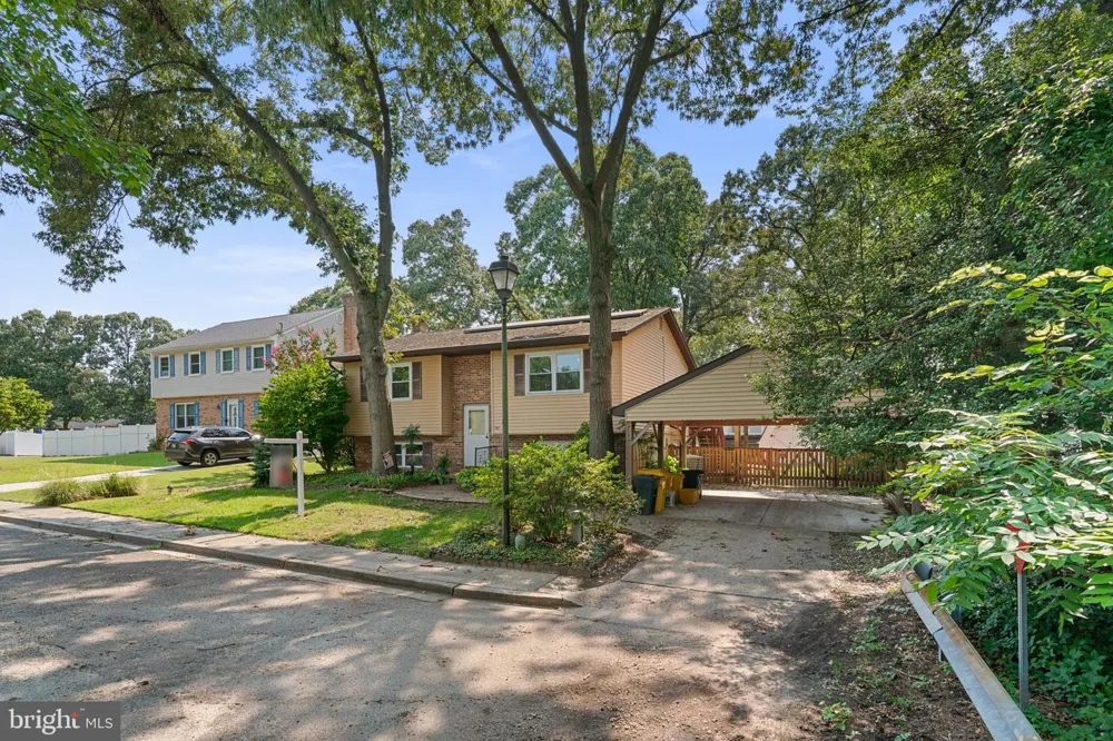 140 PENNSYLVANIA AVENUE Pasadena, MD 21122