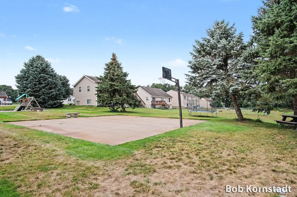 3428 Harvestway Court Hamilton, MI 49419