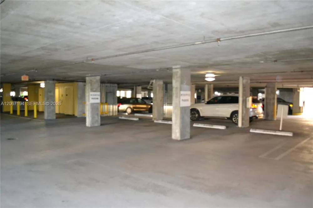 50 MENORES AV #420 Coral Gables, FL 33134