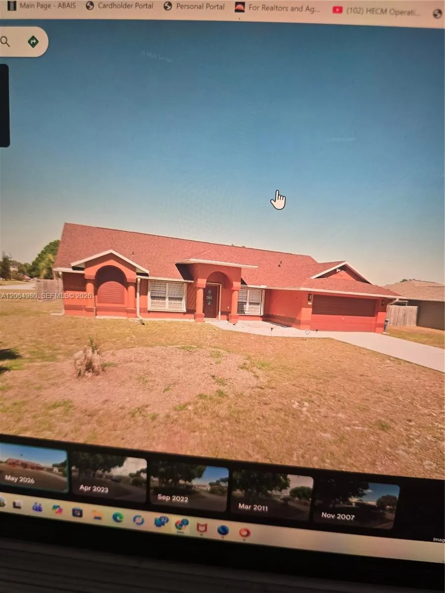 396 SE albedo Ave Palm Bay, FL 32909