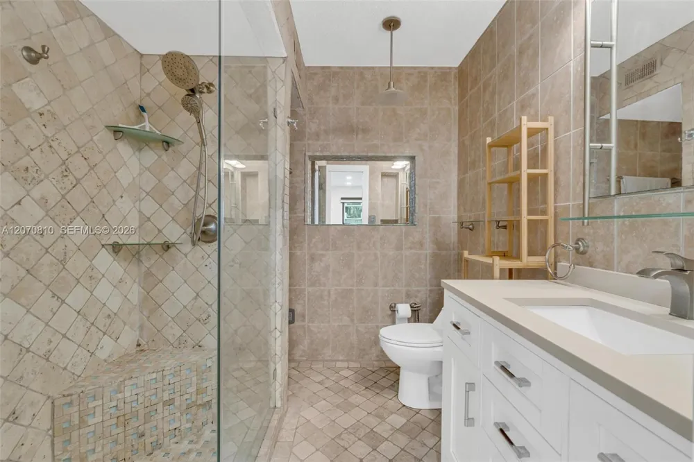 3690 NE 167th St #34 North Miami Beach, FL 33160