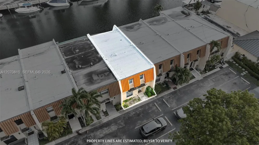 3690 NE 167th St #34 North Miami Beach, FL 33160