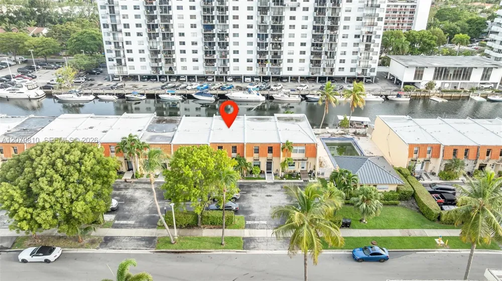3690 NE 167th St #34 North Miami Beach, FL 33160