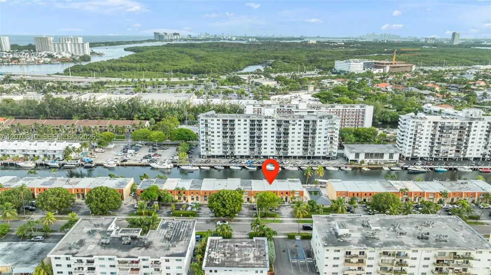 3690 NE 167th St #34 North Miami Beach, FL 33160