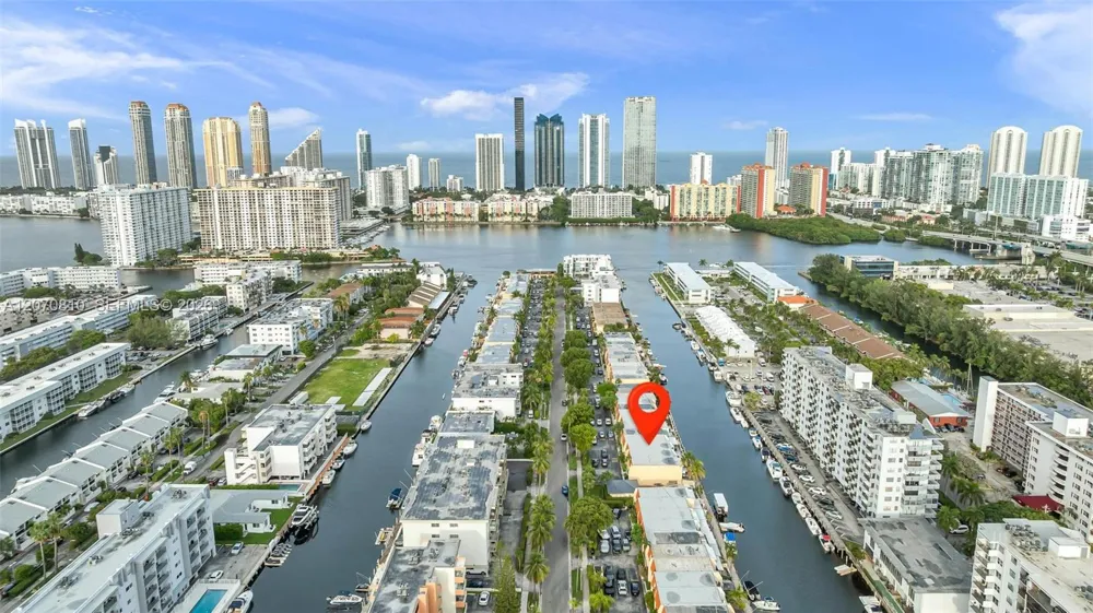 3690 NE 167th St #34 North Miami Beach, FL 33160