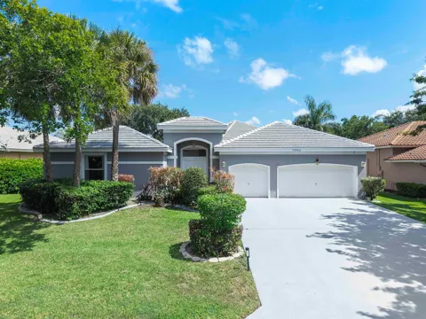 4862 Kensington Circle