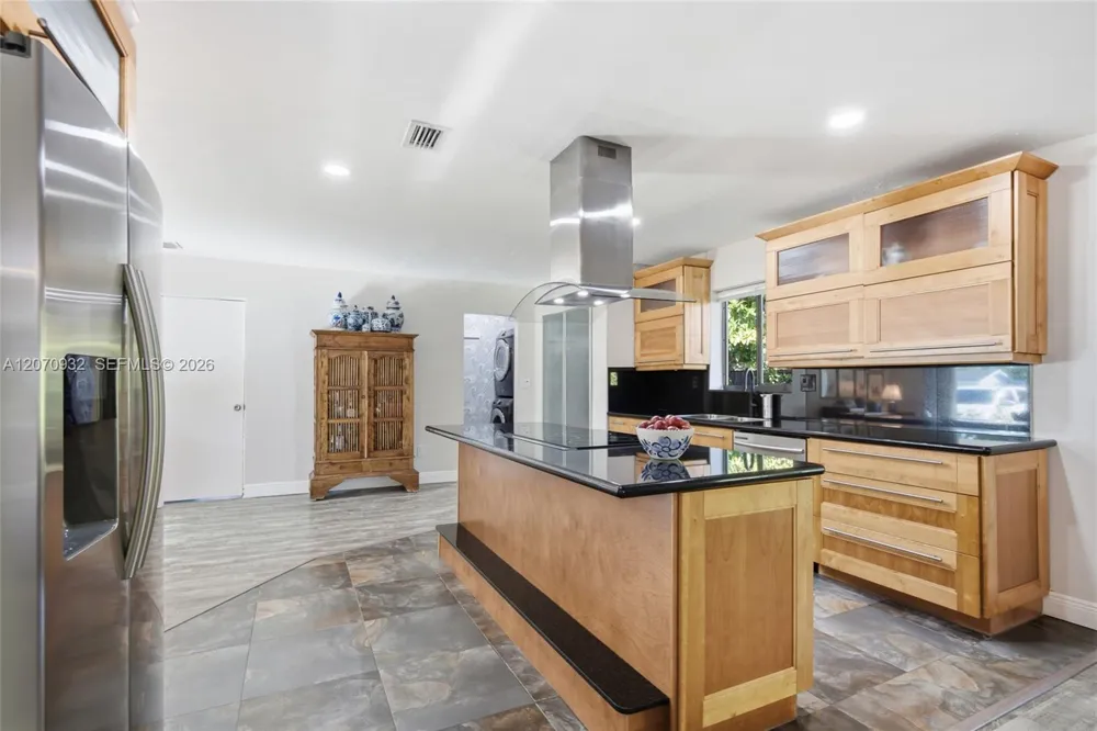 9780 Bel Aire Dr Cutler Bay, FL 33157
