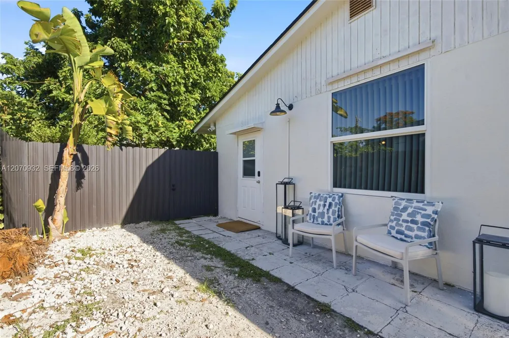 9780 Bel Aire Dr Cutler Bay, FL 33157