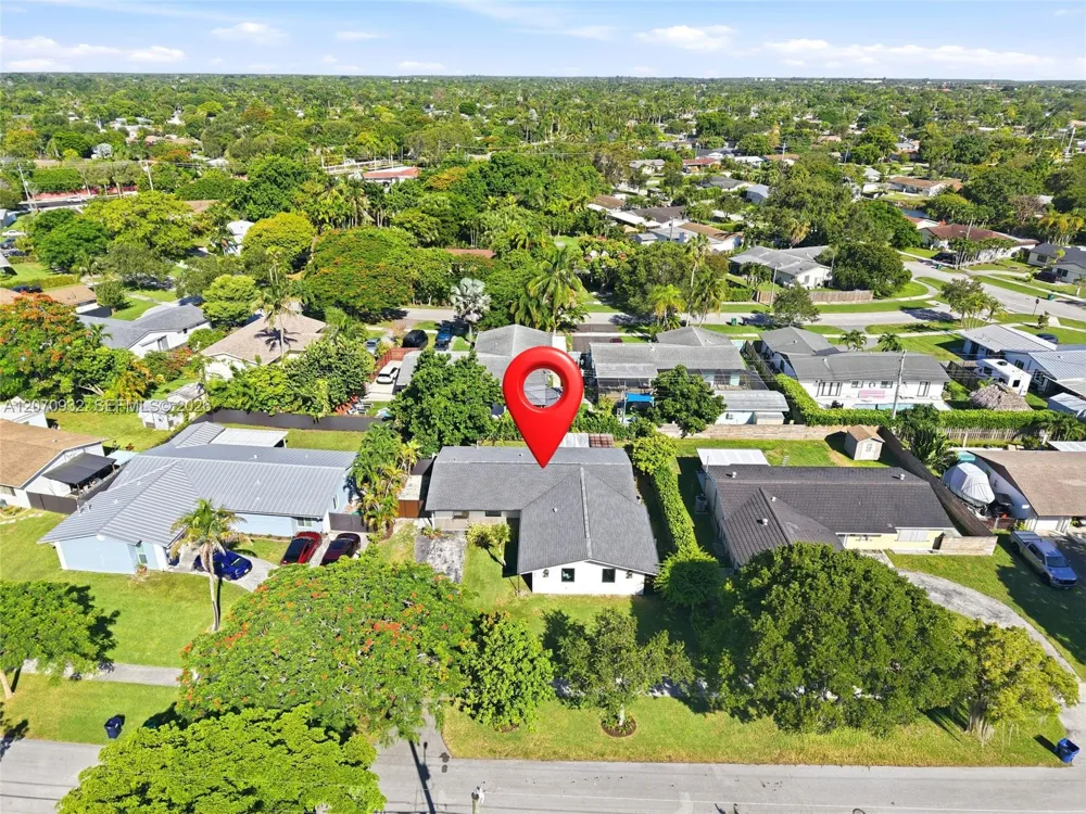 9780 Bel Aire Dr Cutler Bay, FL 33157