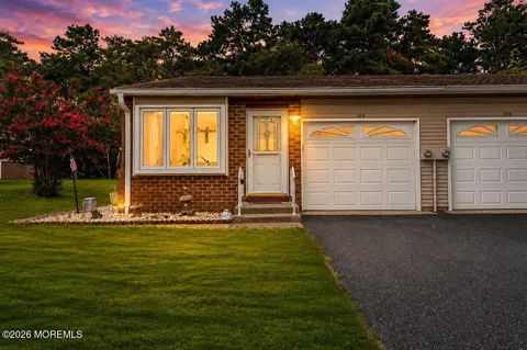 19 Maplewood Drive #52