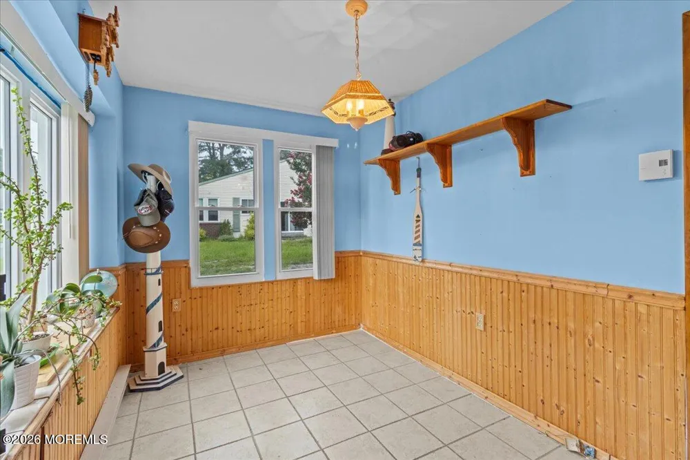 19 Maplewood Drive #52 Whiting, NJ 08759