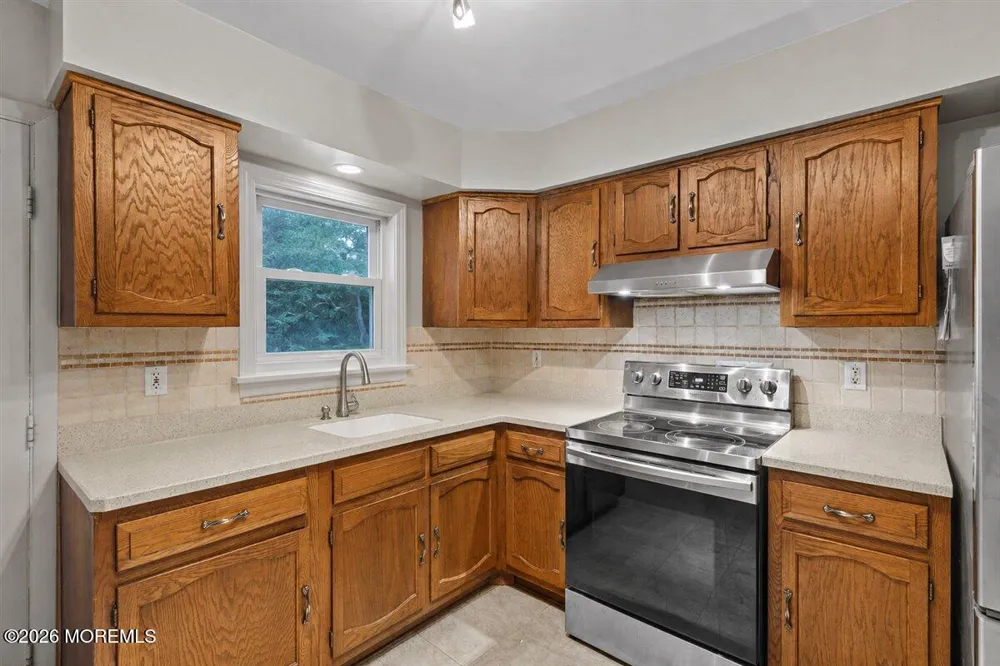 19 Maplewood Drive #52 Whiting, NJ 08759