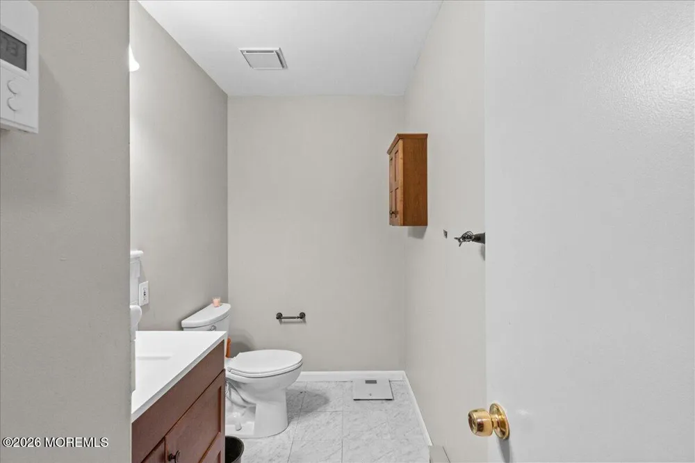 19 Maplewood Drive #52 Whiting, NJ 08759